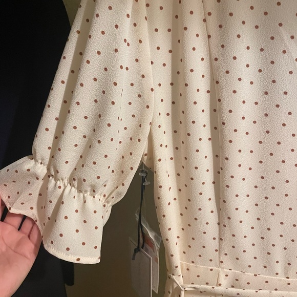 Puff sleeve midi dress in cream and brown polka dots - Picture 6 of 8